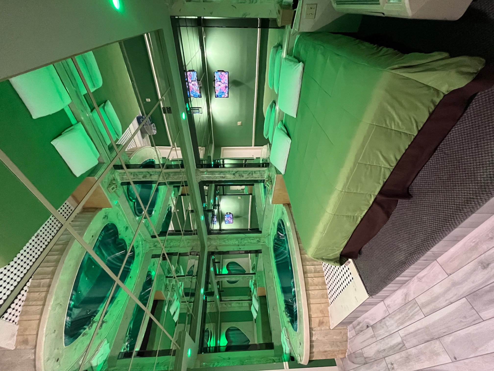 Standard Suites - Smoking & Non Smoking